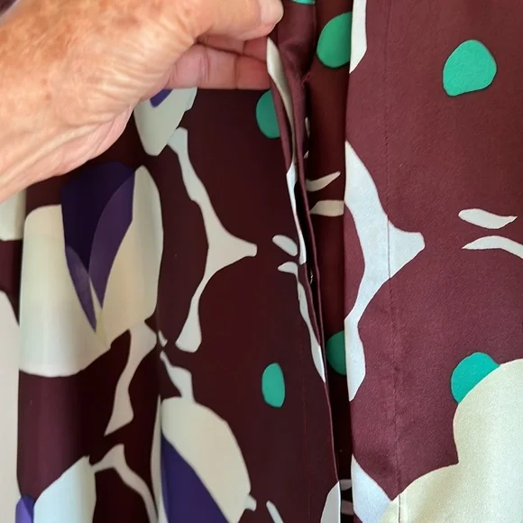 NWOT Diane von Furstenberg silk top. Size M - Picture 6 of 16